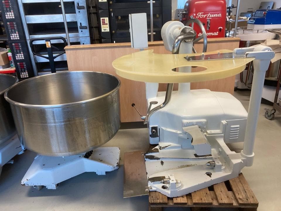 Hubkneter Diosna D 200 A Plus ausfahrbar für 11500€