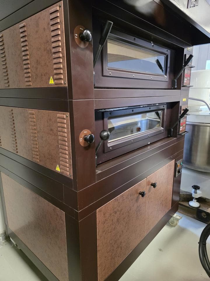 Pizzaofen Moretti Forni AMACB18X für 5.200€ VB€