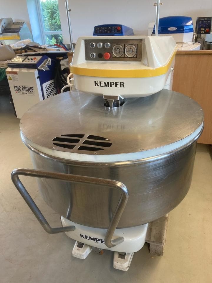 Spiralkneter Kemper SP 150 AL ausfahrbar für 19500€