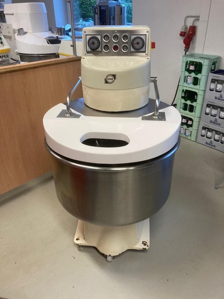 Spiralkneter Oase SPK 75 für 4600€